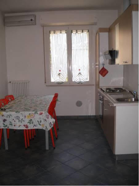Residence Desiree Rimini Ngoại thất bức ảnh